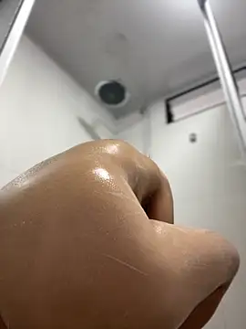 Snapshot of JuanitaMore01 chatting on November 2025 07:18:01 PM JuanitaMore01 online show from November 2025 07:18:01 PM