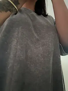 JuanitaMore01 online show from May 2026 08:22:01 PM