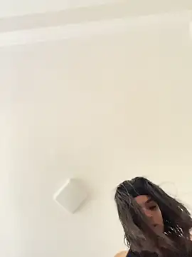 JuanitaMore01 online show from April 2026 08:33:01 PM