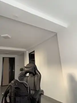 JuanitaMore01 online show from March 2026 10:18:01 PM