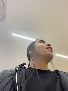 JuanitaMore01 online show from April 2026 08:57:02 PM