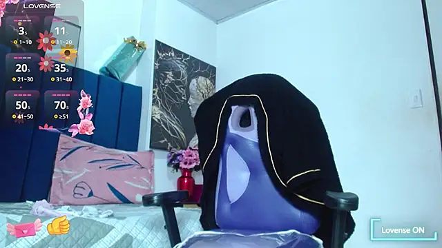 Snapshot of Tatiana_star1 chatting on September 2025 08:37:02 PM Tatiana star1 online show from September 2025 08:37:02 PM