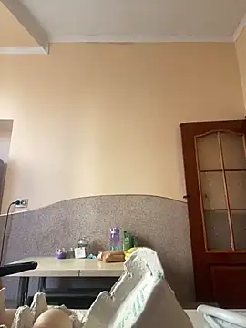 Cute Erika online show from November 2025 01:16:01 PM