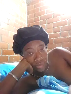 Snapshot of DarkHoneyy chatting on February 2026 04:32:01 AM DarkHoneyy online show from February 2026 04:32:01 AM