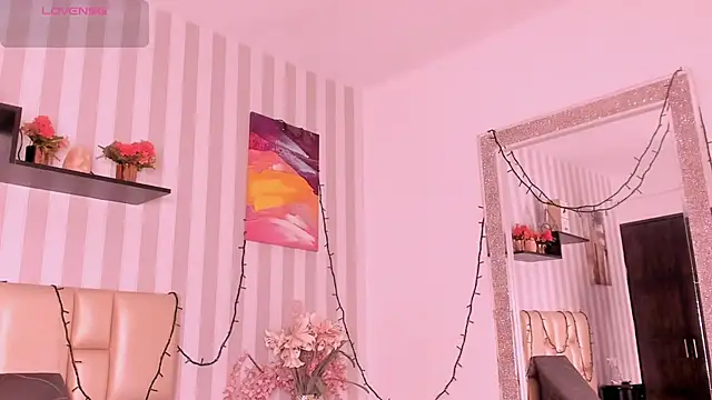 Snapshot of DarkHoneyy chatting on February 2026 12:56:01 PM DarkHoneyy online show from February 2026 12:56:01 PM