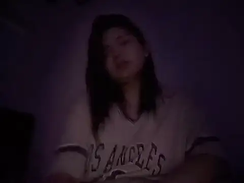 LeanneBettina online show from October 2025 11:34:01 AM