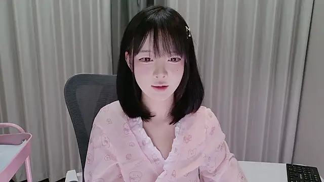 EnEn xiaobao online show from September 2025 02:06:01 PM