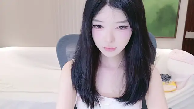 Snapshot of EnEn_xiaobao chatting on June 2026 01:43:01 PM EnEn xiaobao online show from June 2026 01:43:01 PM