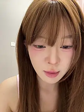 EnEn xiaobao online show from December 2025 12:40:02 PM