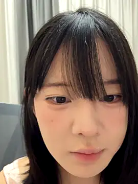 EnEn xiaobao online show from October 2025 12:40:02 PM