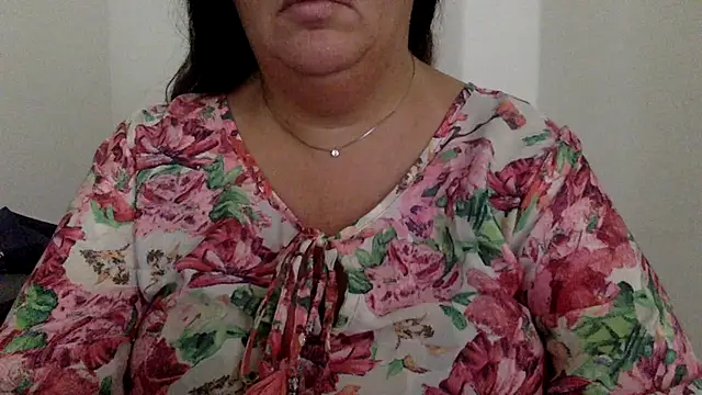 Snapshot of LaReginaNera chatting on July 2026 07:30:02 AM LaReginaNera online show from July 2026 07:30:02 AM