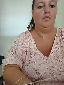 Snapshot of LaReginaNera chatting on June 2026 09:41:01 AM LaReginaNera online show from June 2026 09:41:01 AM