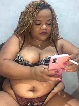 melcarioca1111 online show from November 2025 06:30:01 PM