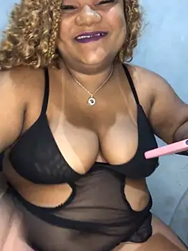 melcarioca1111 online show from November 2025 03:21:02 AM