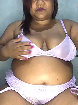 melcarioca1111 online show from December 2025 04:00:01 AM