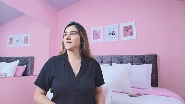 maddie beauty online show from November 2025 09:42:02 PM