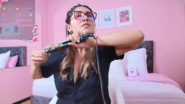 maddie beauty online show from November 2025 08:01:01 PM