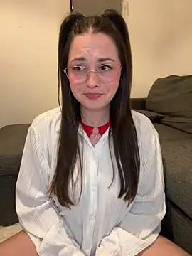 liloush   online show from April 2026 08:48:02 PM