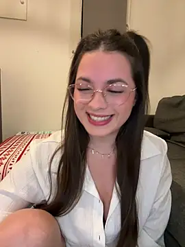 liloush   online show from February 2026 09:50:01 PM