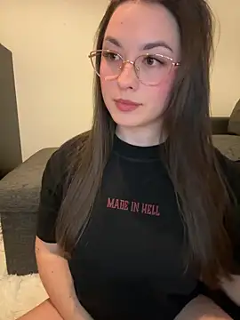 liloush   online show from April 2026 08:48:01 PM