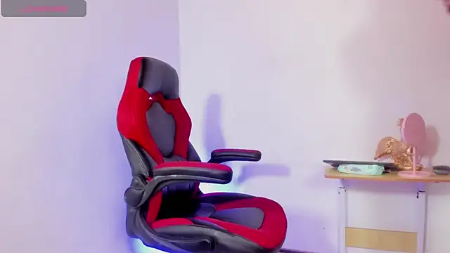 HaitanaGate online show from September 2025 08:08:02 PM