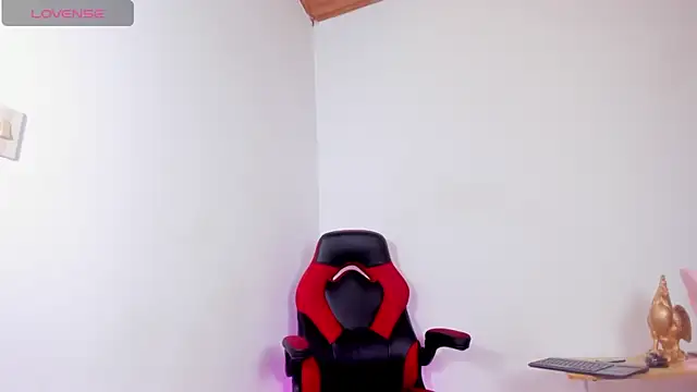 HaitanaGate online show from October 2025 07:50:01 PM