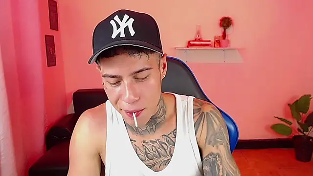 Snapshot of setthomas chatting on January 2026 09:40:01 PM setthomas online show from January 2026 09:40:01 PM