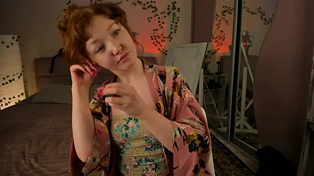 EmyRosaly online show from April 2026 05:08:02 PM