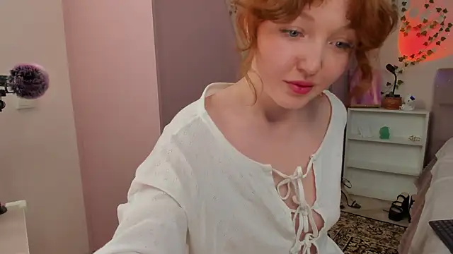 EmyRosaly online show from April 2026 12:54:01 PM