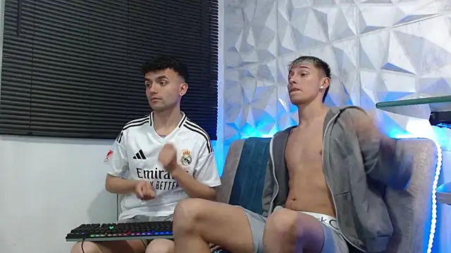 Isaac tan online show from October 2025 03:47:01 AM