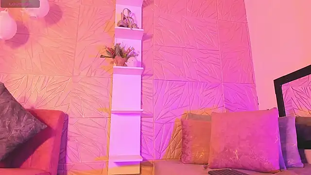 Snapshot of DestinySins chatting on October 2025 05:12:02 PM DestinySins online show from October 2025 05:12:02 PM