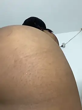 Rousevans  online show from November 2025 03:49:02 AM