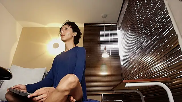 Lucian Morel S online show from November 2025 12:31:01 PM