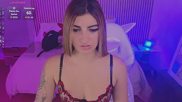  aitana 001 online show from November 2025 07:36:01 PM