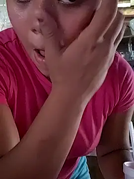 Snapshot of Violethroos chatting on September 2025 05:30:01 PM Violethroos online show from September 2025 05:30:01 PM