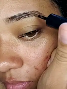 Violethroos online show from April 2026 04:03:01 AM