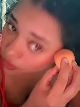 Violethroos online show from December 2025 02:23:02 AM