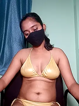 shrutee12 online show from April 2026 05:26:02 PM