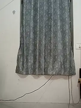 shrutee12 online show from October 2025 07:13:02 PM