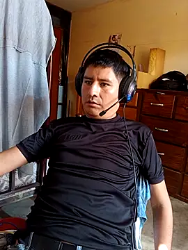 nomada1991 online show from April 2026 07:54:01 PM