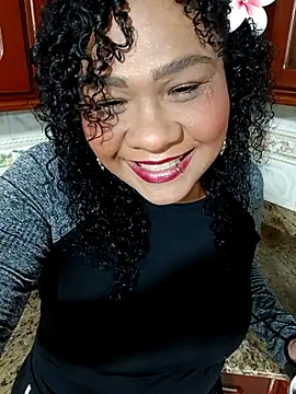 Snapshot of Kymy_marquez chatting on October 2025 09:03:01 PM Kymy marquez online show from October 2025 09:03:01 PM