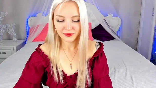 LisaFoxyMe online show from October 2025 08:30:01 AM