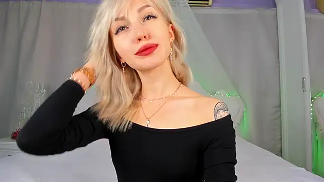 LisaFoxyMe online show from January 2026 01:56:01 AM