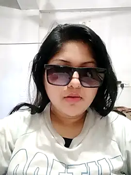 Nusrat-N online show from December 2025 03:23:01 AM