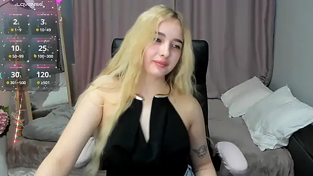 Snapshot of TaisiaHot chatting on May 2026 08:12:02 AM TaisiaHot online show from May 2026 08:12:02 AM