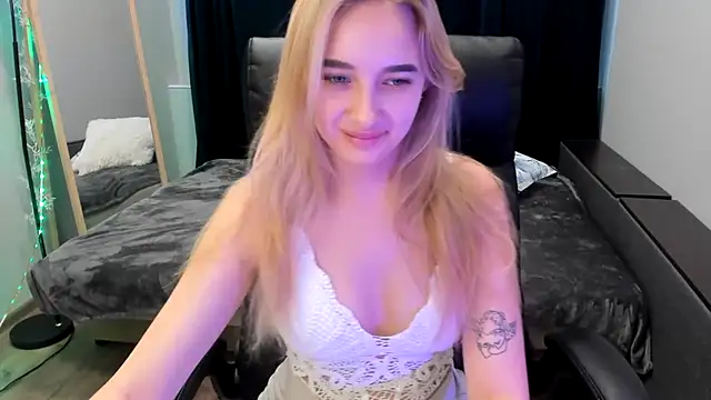 TaisiaHot online show from July 2026 08:10:01 AM