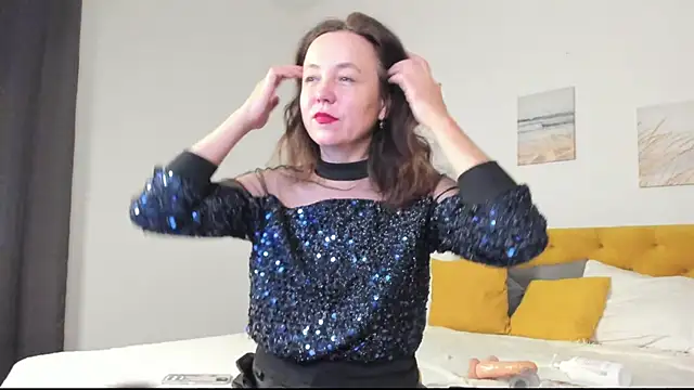 Kira Adler online show from November 2025 01:38:01 AM