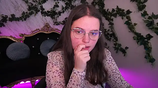 SophieDreamss online show from October 2025 01:01:02 PM
