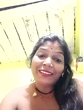 Snapshot of Samiya-143 chatting on October 2025 07:04:02 PM Samiya-143 online show from October 2025 07:04:02 PM