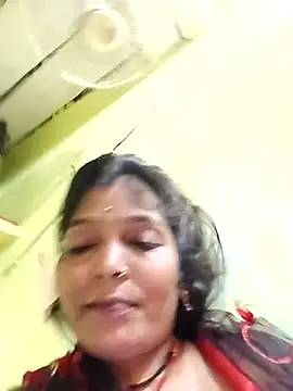 Snapshot of Samiya-143 chatting on October 2025 10:06:01 AM Samiya-143 online show from October 2025 10:06:01 AM